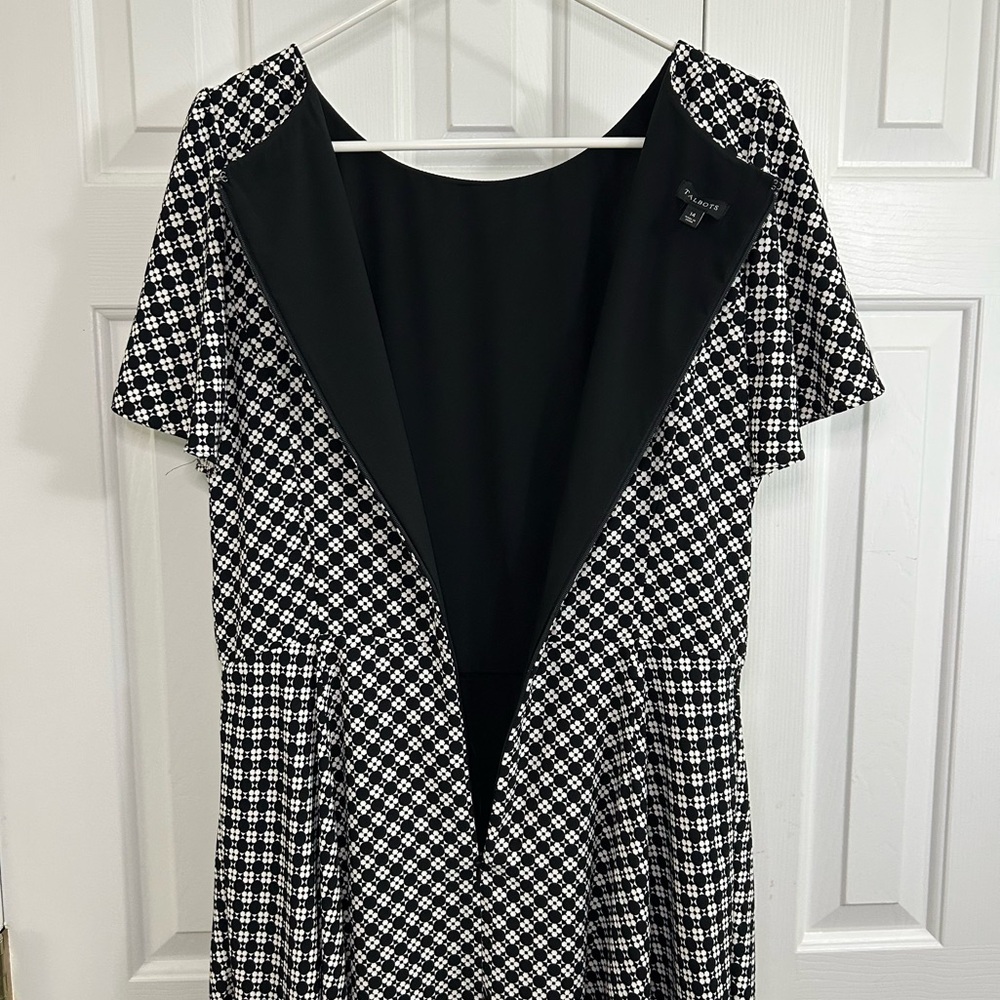 NWOT Talbots Black & White Checkered Flutter Sleeve Fit & Flare Dress Size 14 - Picture 6 of 16
